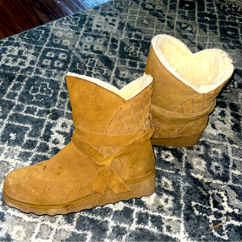 Bearpaw Boots